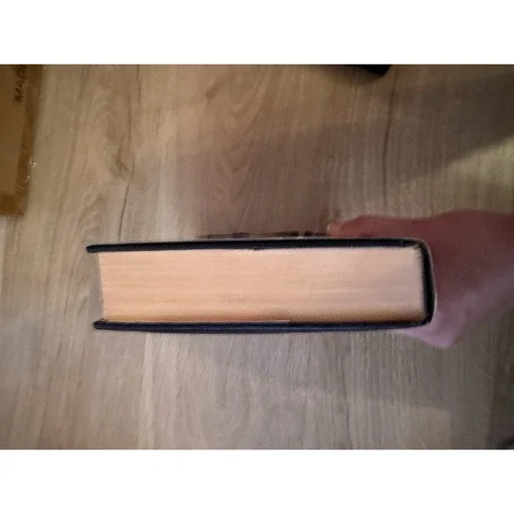 The New York Times Crossword Puzzle Dictionary Hardcover 1974 Vintage Hardcover - Picture 7 of 16